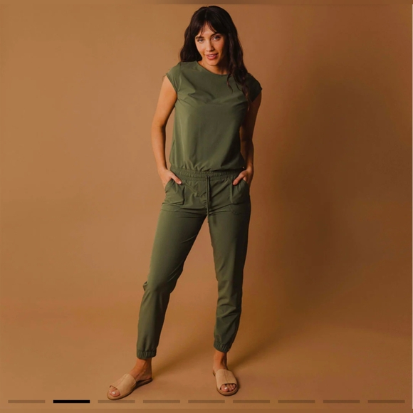 Albion Fit Sage Jumpsuit - Picture 2 of 8